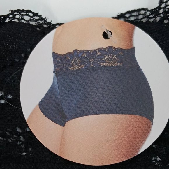 NOBO BOYS SHORT WHITE/BLACK  BRIEF FOR WOMEN SIZE SMALL - Picture 9 of 9